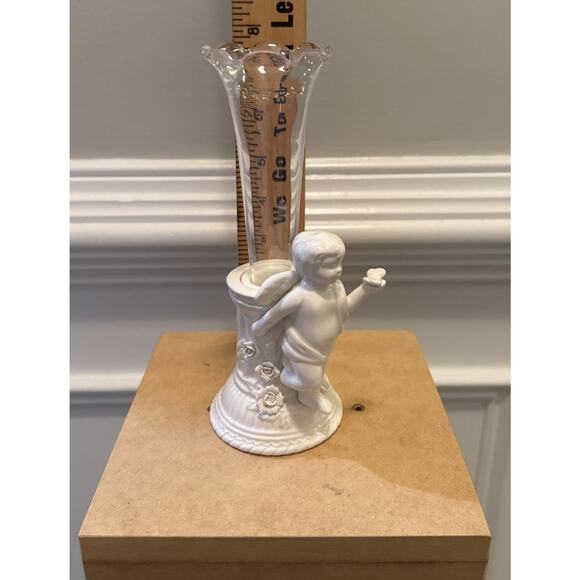 New AVON 2002 Beautiful Vintage Cherub Vase w/ Rose Design Gift Decoration NIB - Picture 7 of 8